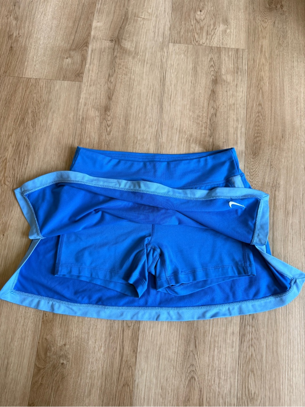 Nike Bright Blue Skort with Light Blue Trim - Picture 2 of 4